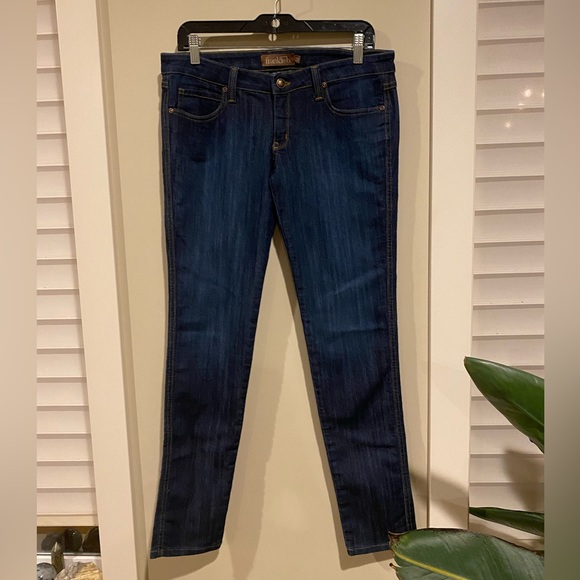 $42 NEW FRANKIE B Jeans - Picture 2 of 7